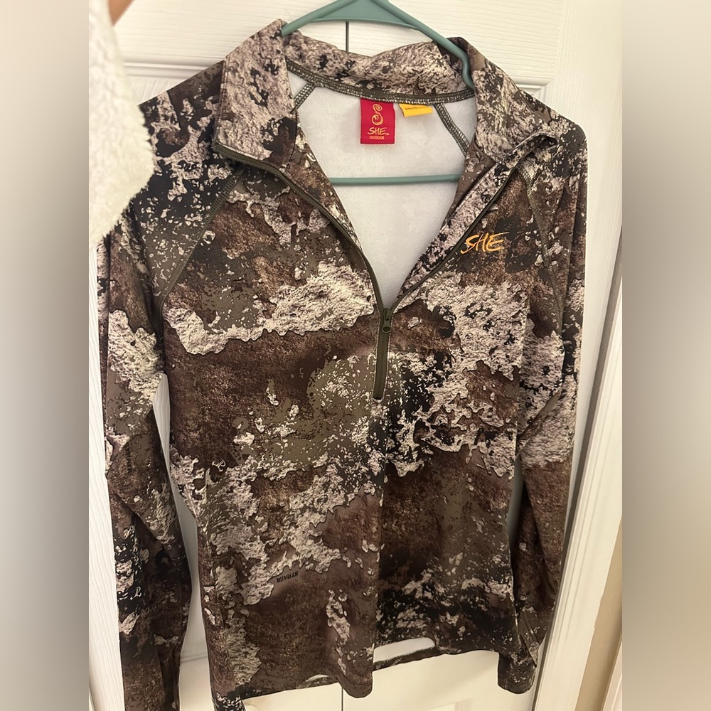 She outdoor quarter zip worn twice
